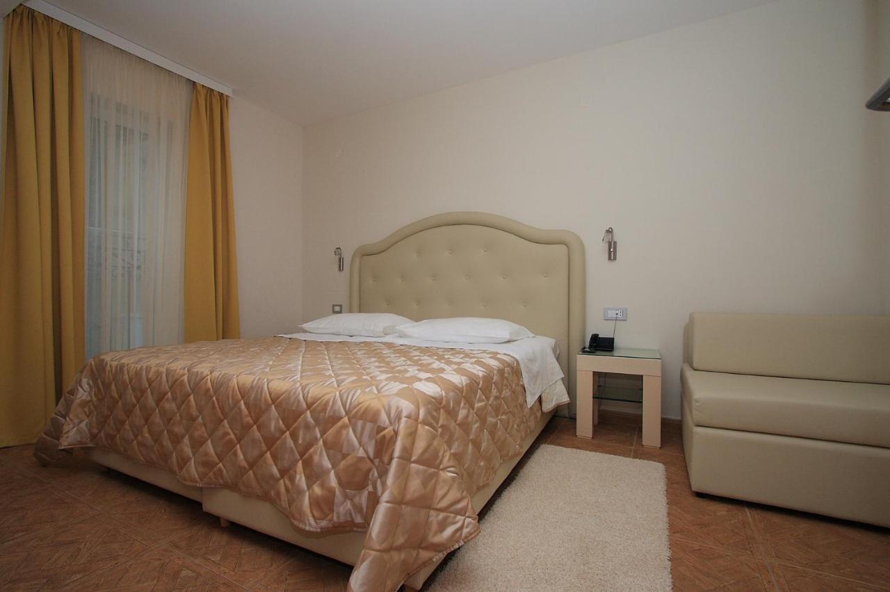 Aparthotel Natalia Podgora Exteriér fotografie